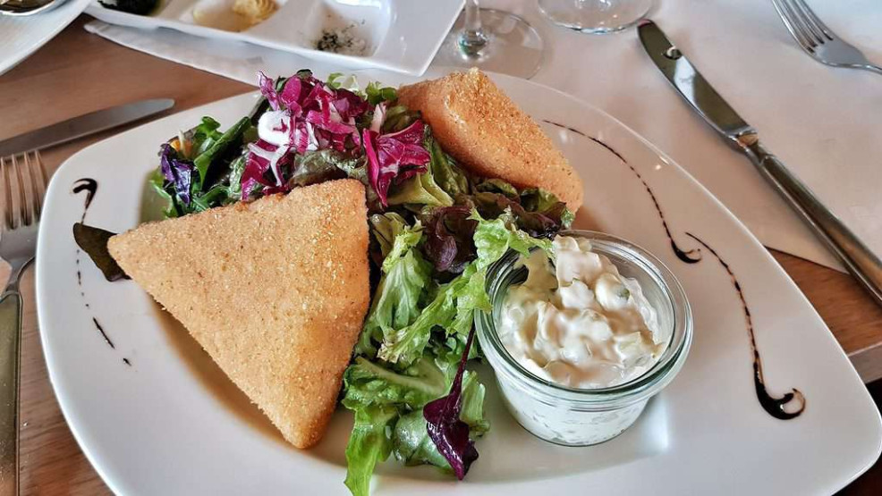 restaurants in ischgl - Top-Restaurants in Ischgl, Tirol, Österreich - Alpine Essenserlebnisse Salad at the Alpenhaus Mountain VIP Club