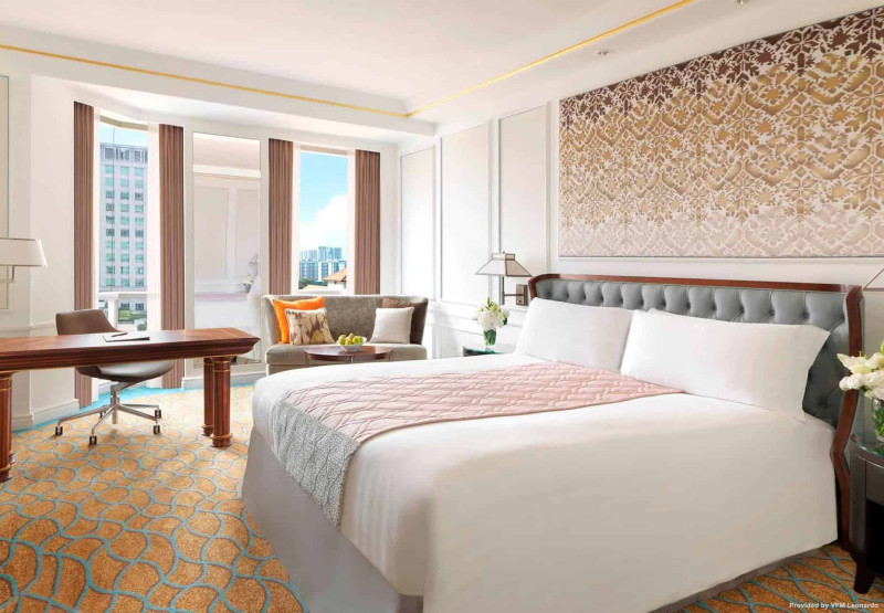 luxury hotels in singapore - Best Luxury Hotels in Singapore Standard room at the InterContinental Hotel in Singapore.