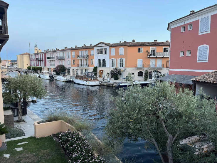 Places on the Cote d'Azur - 6 of the Most Beautiful Places on the Cote d'Azur The colorful lagoon town of Port Grimaud on the Cote d Azur in France.