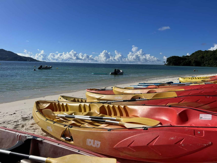 seychelles travel tips - Top Seychelles Travel Tips: Not to Miss Islands and Beaches Kayak tour to Long Island, Seychelles.
