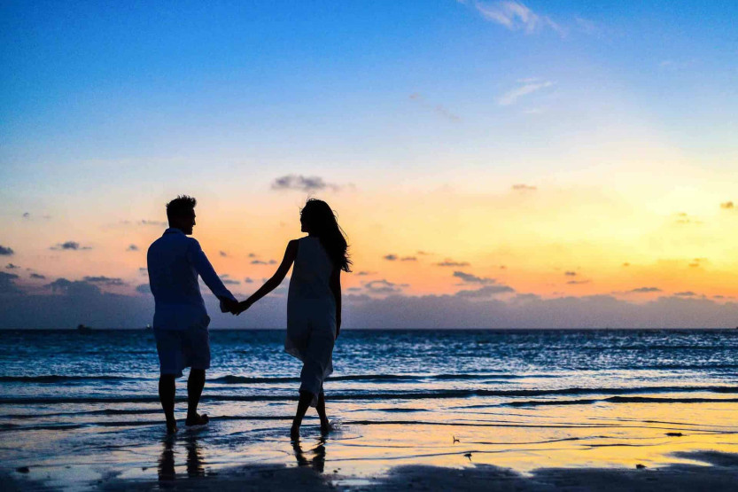 Tanzanian safari - 10 Reasons a Tanzanian Safari Should be on Your Bucket List A couple's holiday at the beach.