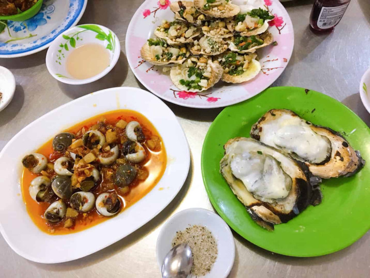 neighborhoods in Ho Chi Minh - A Foodie Guide to the Different Neighborhoods in Ho Chi Minh City Seafood in the Binh Thanh district in Ho Chi Minh City, Vietnam.