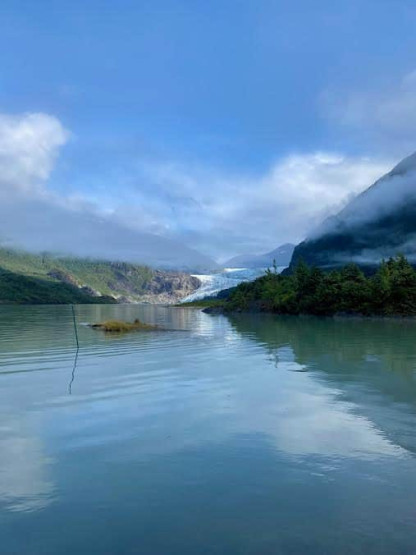 Guide to Juneau - Mini Guide to Juneau, Alaska View onto Mendenhall Glacier in Juneau, Alaska, USA.