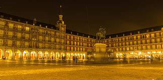 Top Cities in Europe – Rome, Barcelona and Madrid – Explore them all! Plaza Mayor in Madrid, Spain