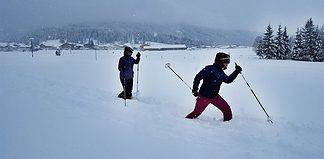 Traveler’s Winter Highlights in Austria Off-track cross-country skiing in the Alps