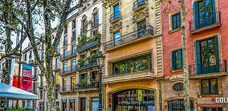 How to Save Money in Barcelona How to save money in Barcelona, Spain