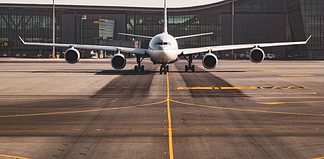A List of Major International Airports in California A List of Major International Airports in California, USA