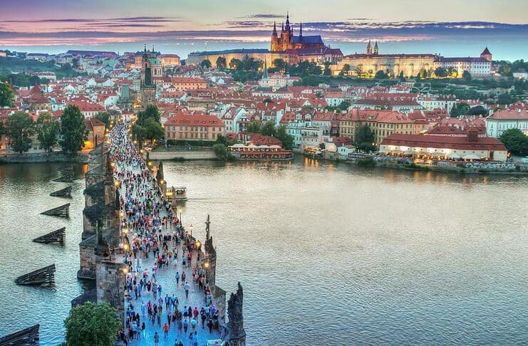 The Perfect 3-day Prague Itinerary Charles Bridge