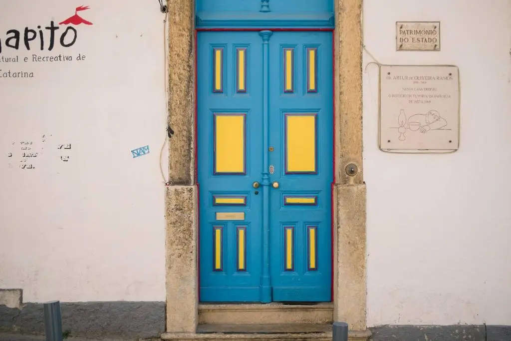 Alfama, popula Lisbon neighborhood