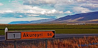 A Guide to Hitchhiking: A Lost Art with a Little Couchsurfing Guide to hitchhiking, Iceland