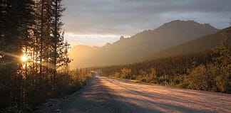 Alaska Dalton Highway Travel Tips: For Adventurers and Adrenaline Junkies Things you need to know about the Alaska Dalta Highway