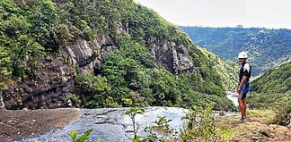 Canoeing in Mauritius: Scenic and Adventurous 7 Cascades canoeing tour at the Tamarind Falls Reservoir in Mauritius.