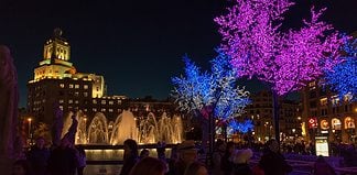Christmas and New Year in Barcelona Plaça Catalunya Christmas Lights