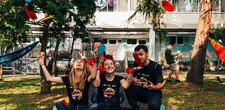 The Complete Guide to Volunteering Abroad Guide to volunteering abroad