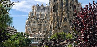 The Best Tourist Attractions in Barcelona La Sagrada Familia in Barcelona, Spain.