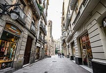 Where to Find the Best Vintage Shops in Barcelona Vintage shops in Barcelona, Spain
