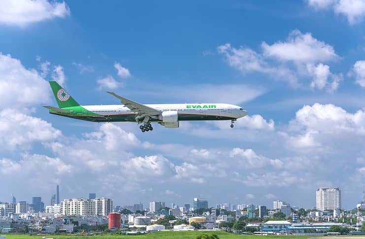 Vietnam Tourist Visa: Everything You Need to Know Vietnam travel restrictions. Eva Air landing.