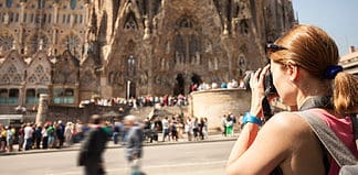 A Guide to Visiting Sagrada Familia in Barcelona Visiting Sagrada Familia in Barcelona, Spain