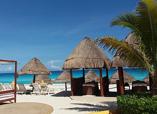 Best Time to Visit Mexico Beach in Cancun, Mexico