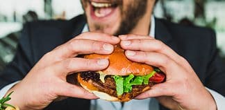 Eating Out in Barcelona for Under 10 Euros Burger in Barcelona