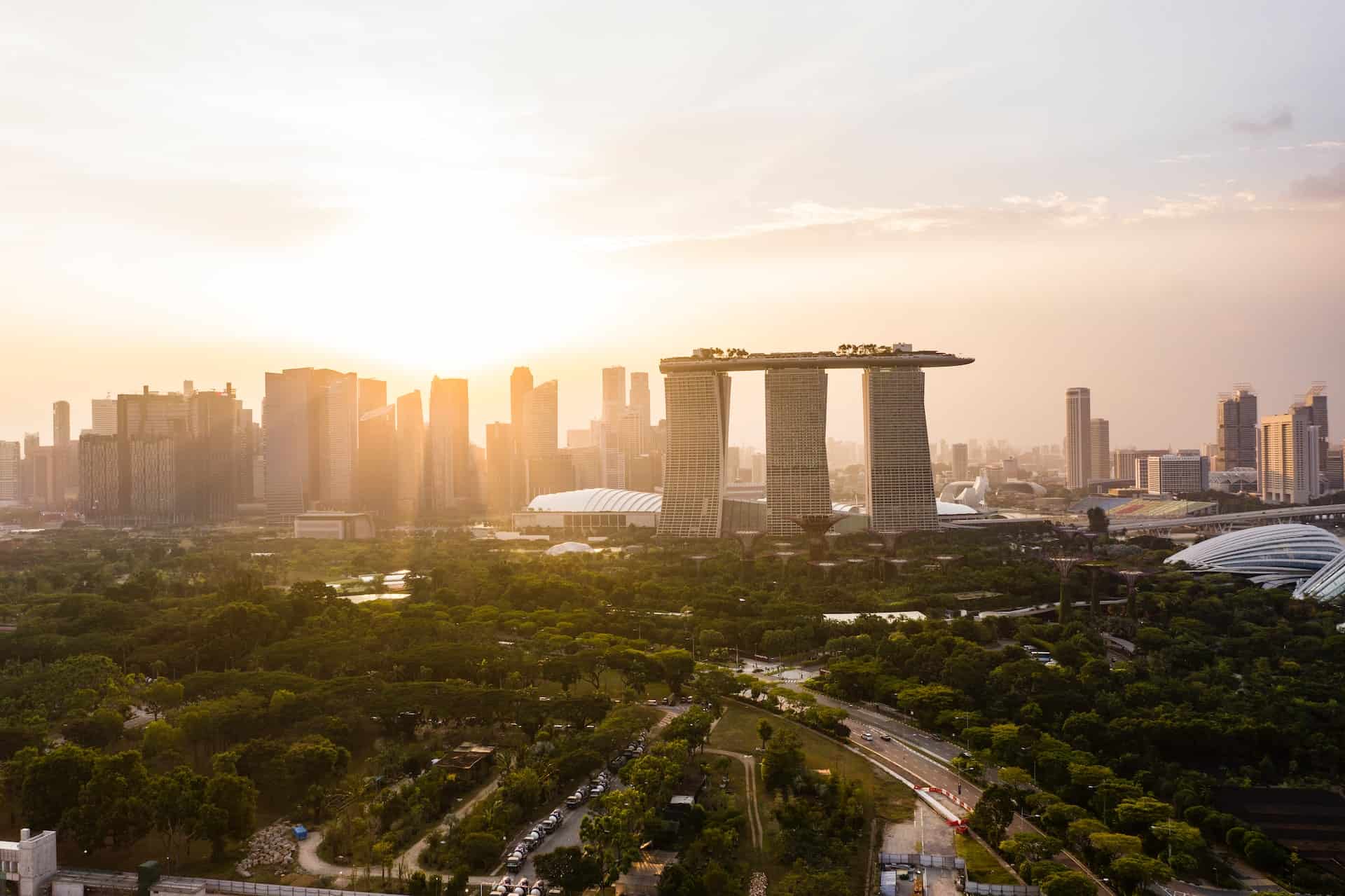 Traveling to Singapore: When to Go and How to Get There Traveling to Singapore