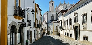 A Day Trip to Évora Portugal