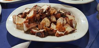 What to Eat in Greece: 10 Typical Greek Dishes