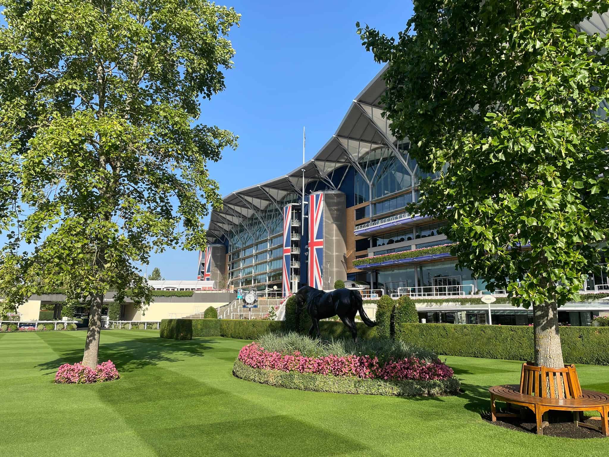 Horse Race Track London
