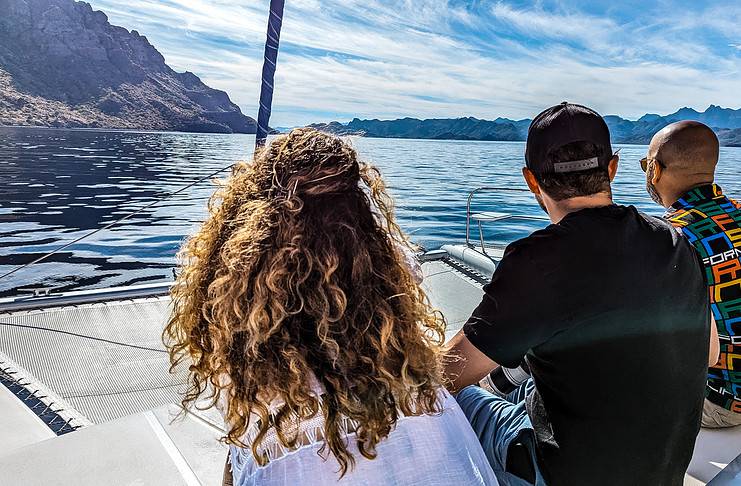 Discovering the Hidden Gem of Honeymoon Beach in Baja California Sur Catamaran tour to Isla Danzante in Baja California Sur, Mexico.