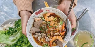 Where to Get Breakfast in Ho Chi Minh Glass noodle soup Hu Tieu in Ho Chi Minh City, Vietnam.