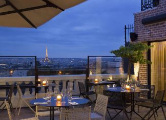 View onto the Eiffel Tower from the Terrass Hotel Restaurant in Paris, France.