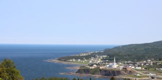 Guide to Exploring Québec’s Maritime Regions: An Epic Road Trip Coastline at Gaspésie in Quebec region, Canada.