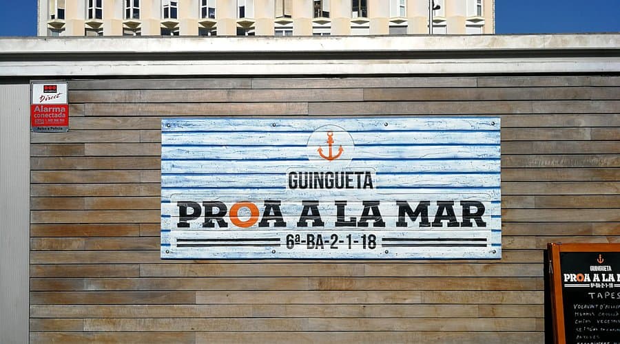 Chiringuitos in Barcelona - Beach Bites on a Budget: Top Cheap Chiringuitos in Barcelona Guingueta Proa a la Mar, Chiringuitos in Barcelona