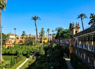 Discover the Royal Alcazar of Seville: Get an Exclusive Early Access The garden of the Alcazar in Seville, Spain. Becki Rendell from TheSevilleGuide.com.