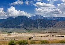 The Best Off-Season Holiday Destinations: When to Visit for Fewer Crowds and Better Value Field in the Yellowstone National Park, USA.