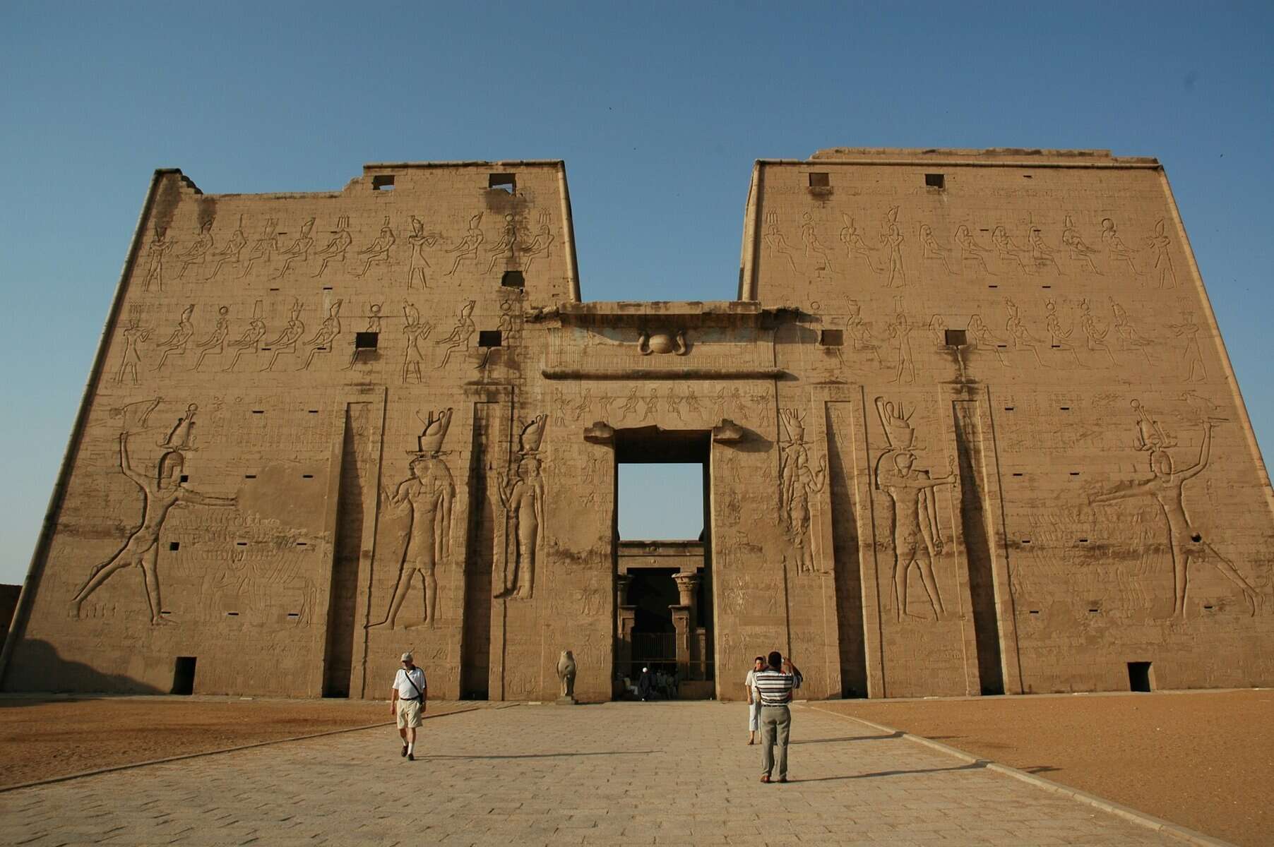 multi-day luxor and aswan trip - Multi-Day Luxor and Aswan Trip: An Unforgettable Nile Cruise Through Ancient Egypt Karnak Temple Complex, Egypt