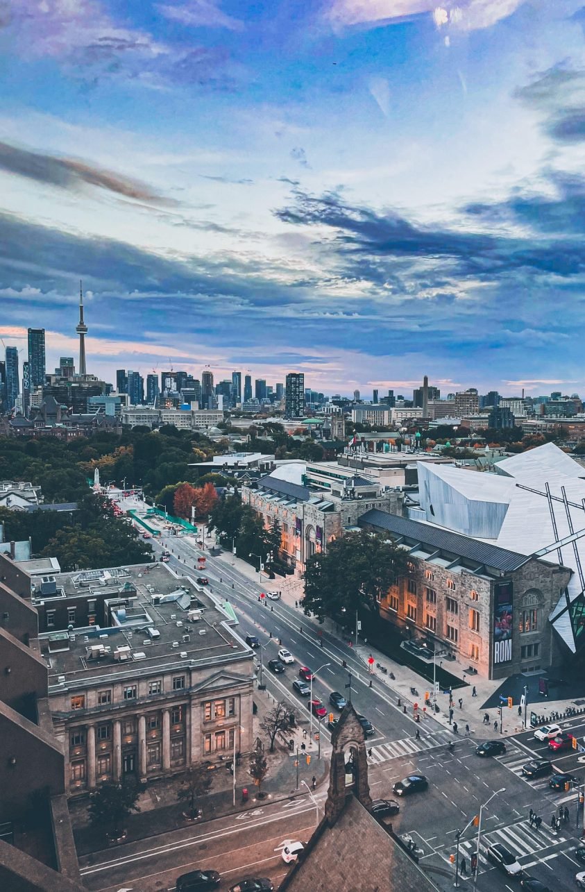 Royal Ontario Museum and Toronto skyline, Canada.