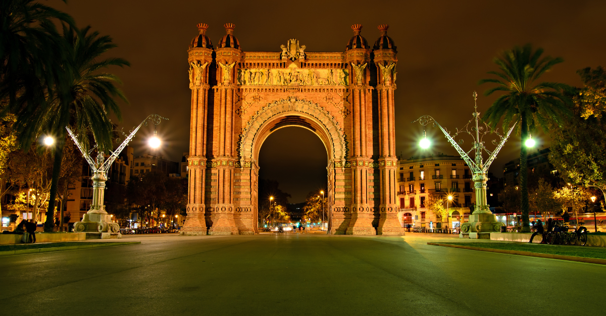 barcelona at night - Barcelona At Night: What the City Looks Like When the Lights Come On