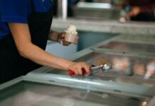 The Best Ice Cream Shops in Central Barcelona to Cool Off This Summer ice cream in barcelona