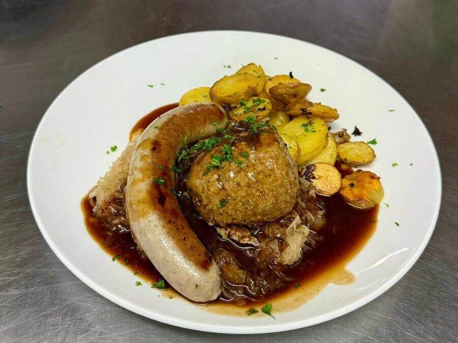 Rhineland-Palatinate travel - Sustainable Travel Guide to Rheinland-Pfalz: A Feel-Good Itinerary Through Wine, Rivers and Wilderness Weinbiethaus Woibiet